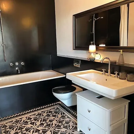 Cloud Garden Maisonette *